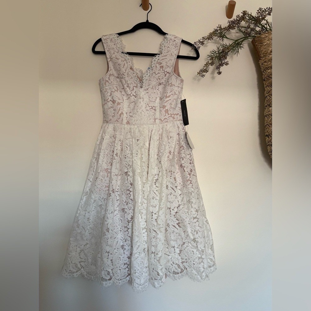 White Lace coquette Midi Dress NWT-Small